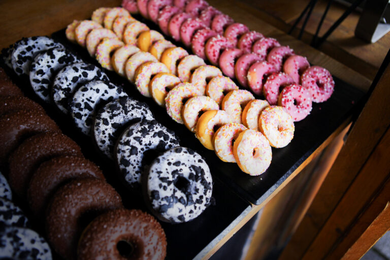 Desserts und Candystation beim Catering von Flavor Tales